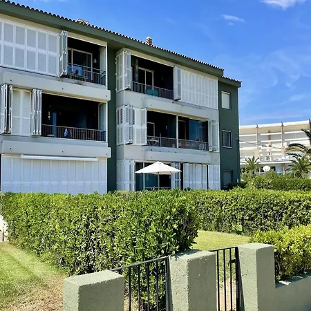 Apartment Beachfront In Spain With Pool Access L'Estartit
